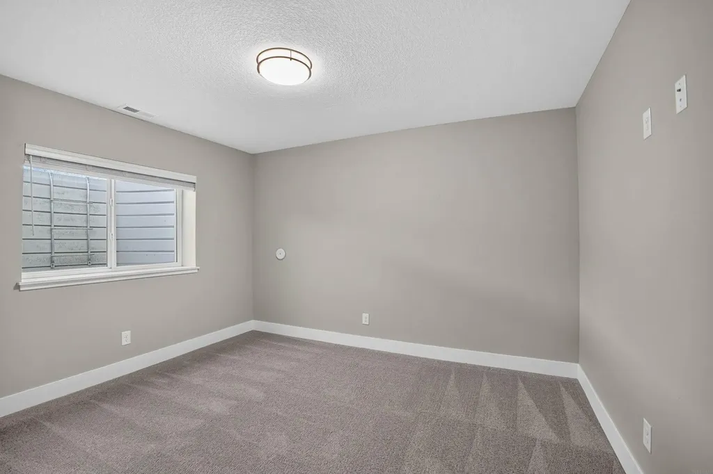 2224 Vera Way Cedar Falls IA 50613