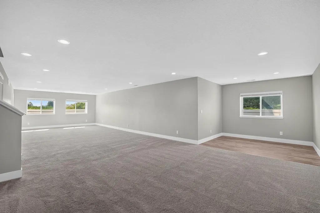 2224 Vera Way Cedar Falls IA 50613