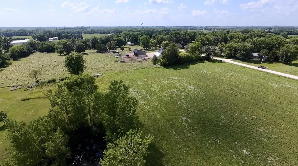 13TH Avenue NW Oelwein IA 50662