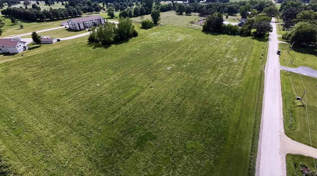 13TH Avenue NW Oelwein IA 50662