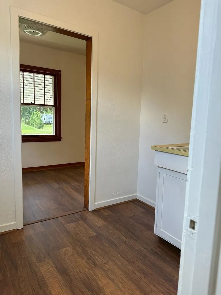 605 6th Avenue Charles City IA 50616