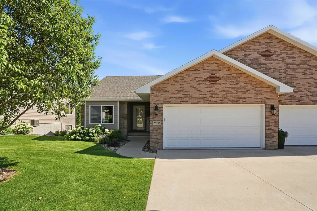 2020 Erik Road Cedar Falls IA 50613