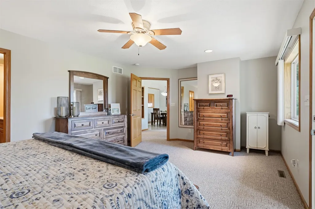 2020 Erik Road Cedar Falls IA 50613