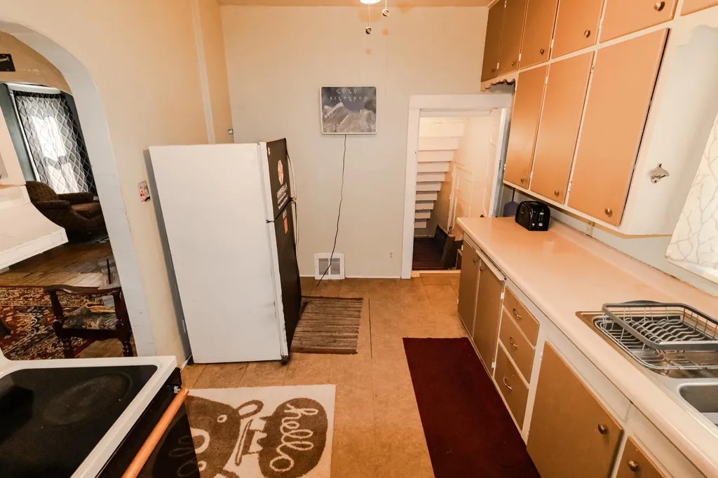 1026 Riehl Street Waterloo IA 50703
