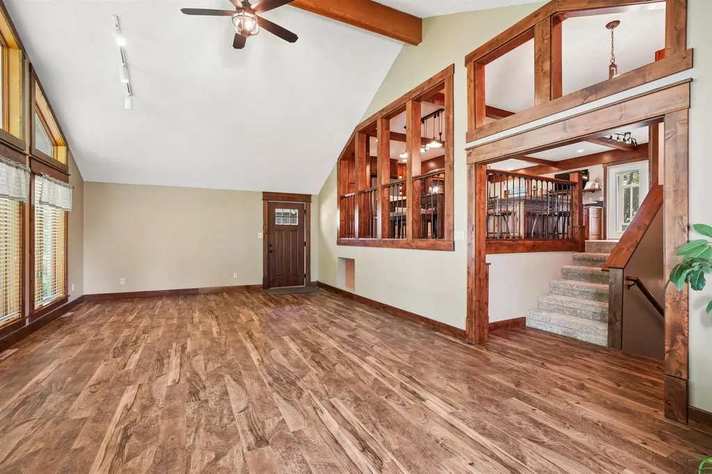 2317 S Frederick Avenue Oelwein IA 50662