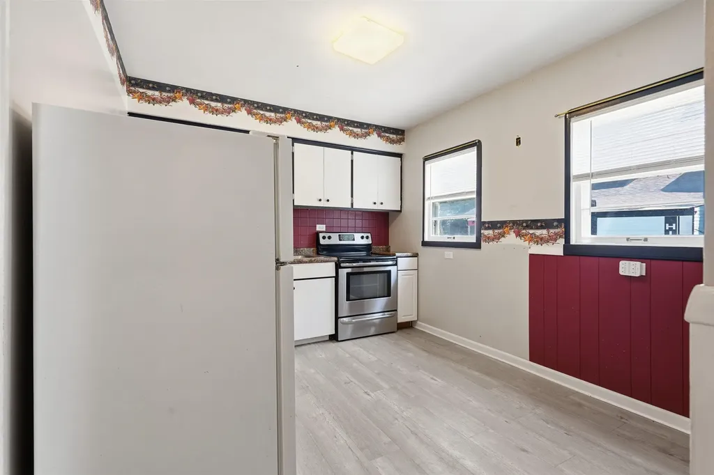 309 SE 1st Street Waverly IA 50677