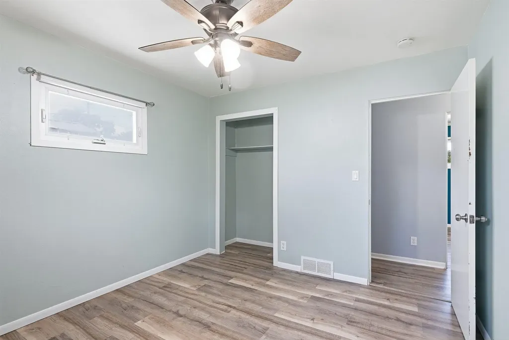 1149 Virginia Street Waterloo IA 50703