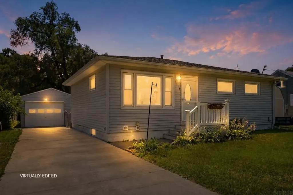 1149 Virginia Street Waterloo IA 50703
