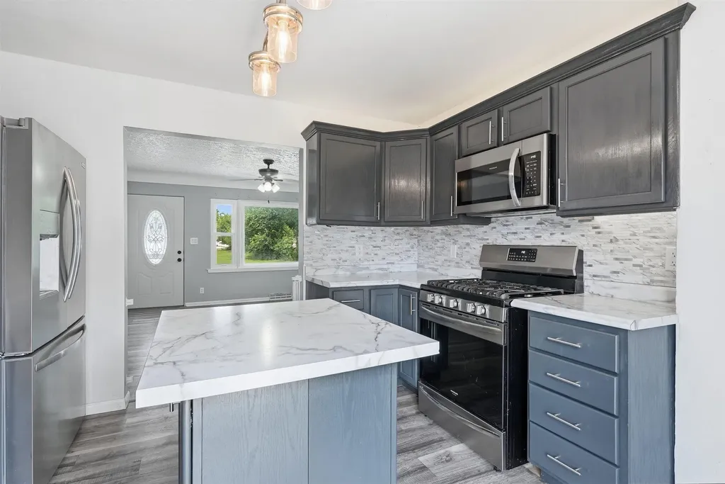 1149 Virginia Street Waterloo IA 50703