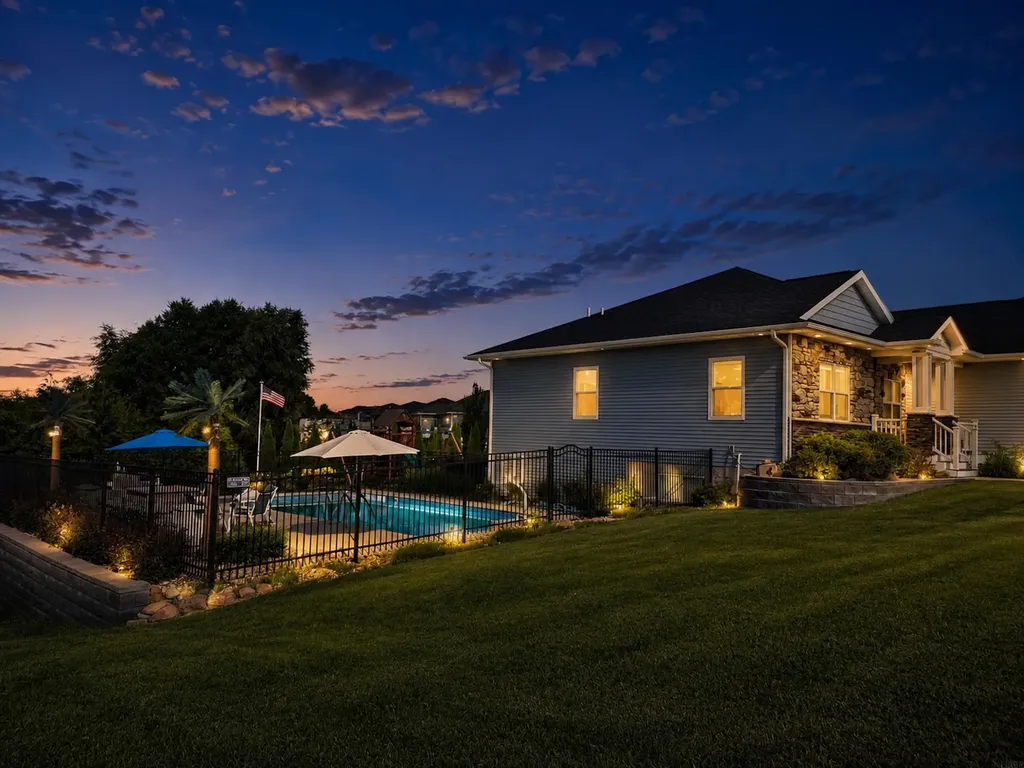 4828 Ironwood Drive Cedar Falls IA 50613