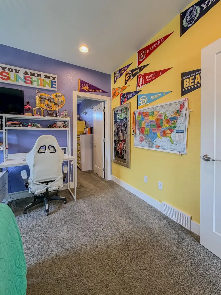 4828 Ironwood Drive Cedar Falls IA 50613