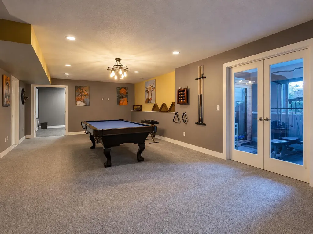 4828 Ironwood Drive Cedar Falls IA 50613