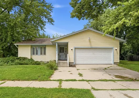 303 Ankeny Street Waterloo IA 50703