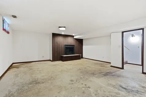 303 Ankeny Street Waterloo IA 50703