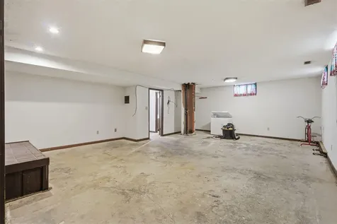 303 Ankeny Street Waterloo IA 50703