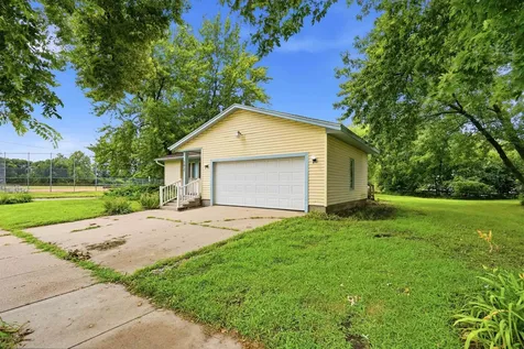 303 Ankeny Street Waterloo IA 50703
