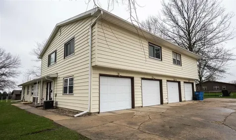 104 E Avenue Grundy Center IA 50638