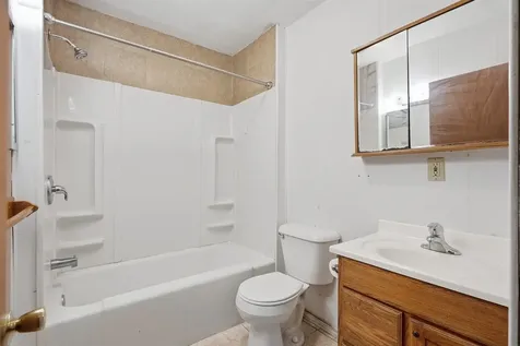 2216 Franklin Street Cedar Falls IA 50613