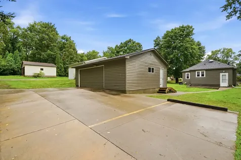 2216 Franklin Street Cedar Falls IA 50613