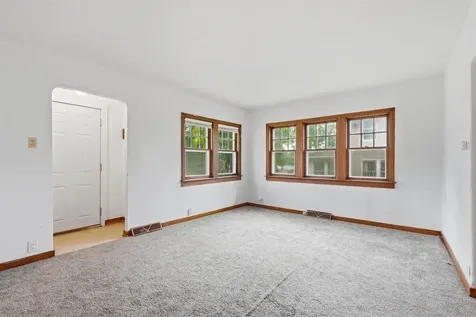 2216 Franklin Street Cedar Falls IA 50613