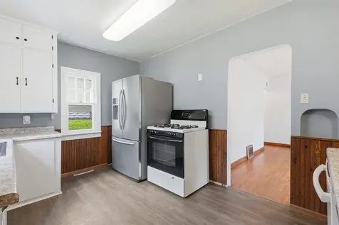 2216 Franklin Street Cedar Falls IA 50613