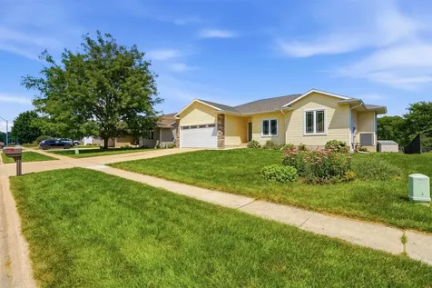 4316 Wedgewood Drive Cedar Falls IA 50613