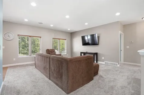 4316 Wedgewood Drive Cedar Falls IA 50613