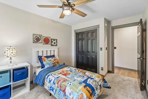 1702 NW 20th Street Waverly IA 50677