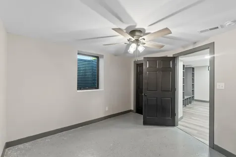 1702 NW 20th Street Waverly IA 50677
