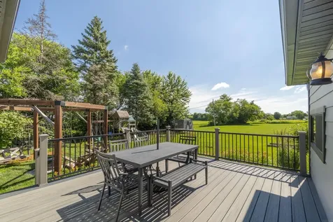 1702 NW 20th Street Waverly IA 50677