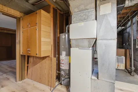 262 Cottage Grove Avenue Waterloo IA 50703
