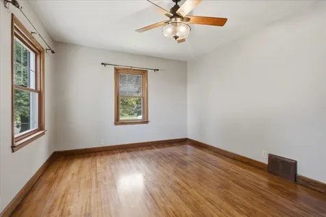 262 Cottage Grove Avenue Waterloo IA 50703