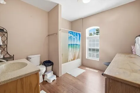 922 3rd Avenue Ackley IA 50601