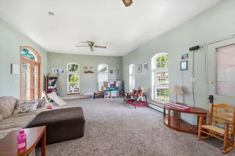 922 3rd Avenue Ackley IA 50601