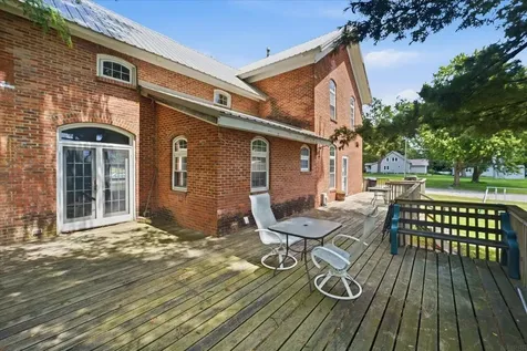 922 3rd Avenue Ackley IA 50601