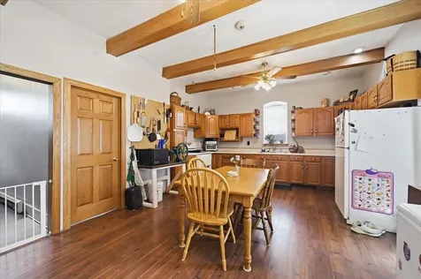 922 3rd Avenue Ackley IA 50601