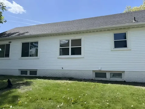1822 SE Mt Vernon Road Cedar Rapids IA 52403