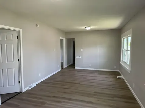 1822 SE Mt Vernon Road Cedar Rapids IA 52403