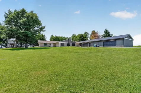 1140 300th Street Ryan IA 52330