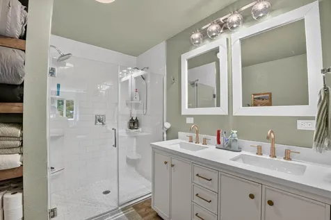1140 300th Street Ryan IA 52330