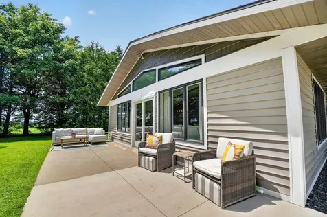 1140 300th Street Ryan IA 52330