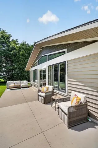 1140 300th Street Ryan IA 52330