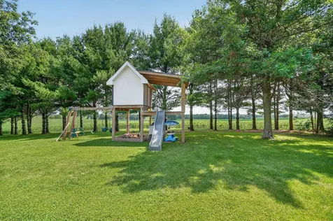 1140 300th Street Ryan IA 52330