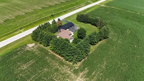 1140 300th Street Ryan IA 52330