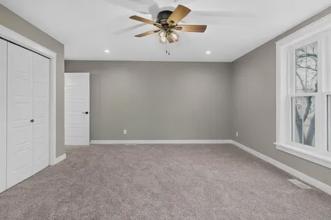 404 Allen Street Waterloo IA 50701