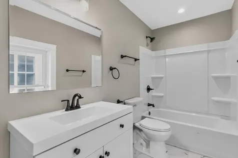 404 Allen Street Waterloo IA 50701