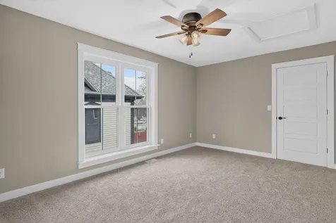 404 Allen Street Waterloo IA 50701