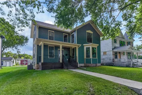 404 Allen Street Waterloo IA 50701