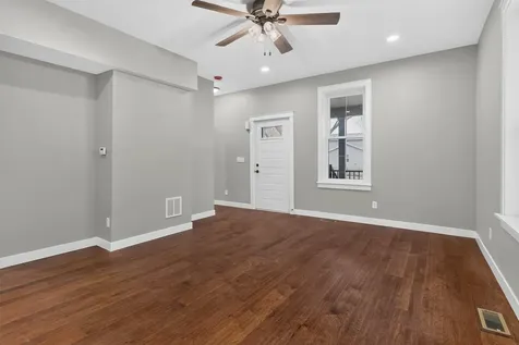 404 Allen Street Waterloo IA 50701