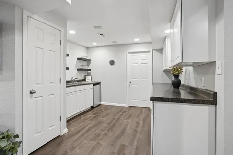 4702 Leslee Lane Waterloo IA 50701